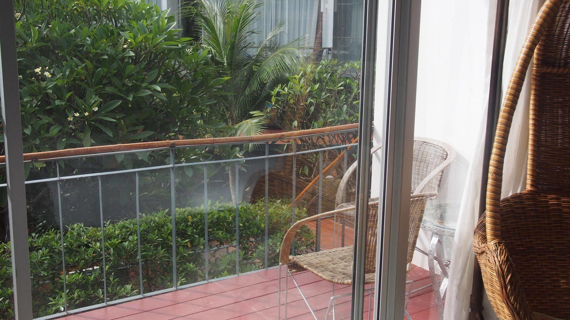 Lg Lemon Grass Hotel Na Chom Thian Exterior foto